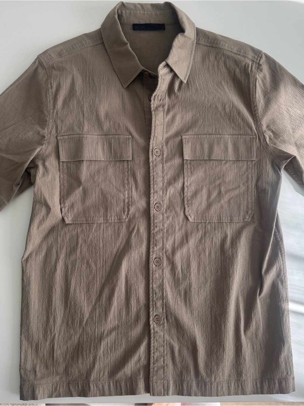 OAK + FORT Men's Button-Down Shirt in Olive Green